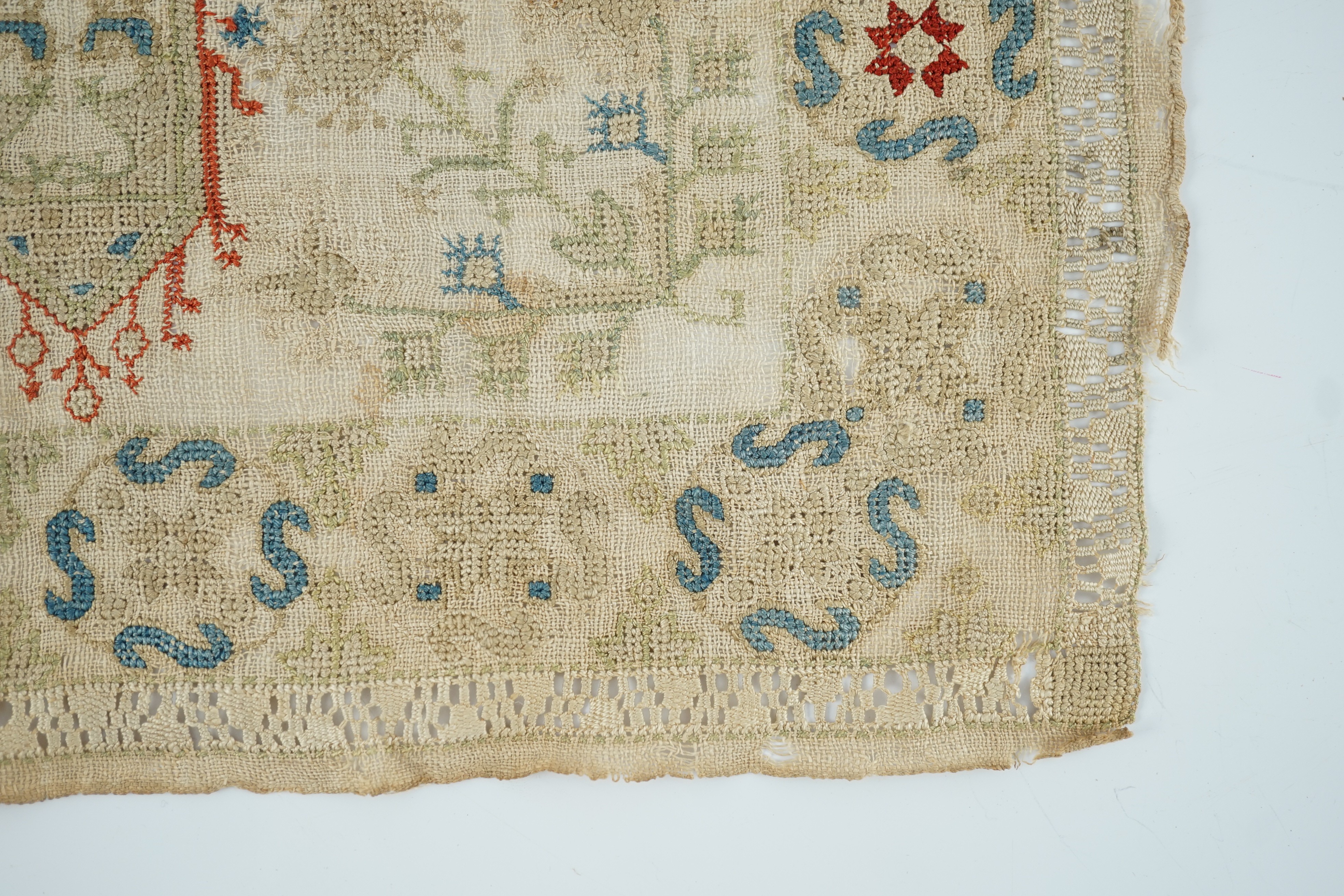 An 18th century Creton fine hand woven linen square, possibly an altar piece, 39cm sq.